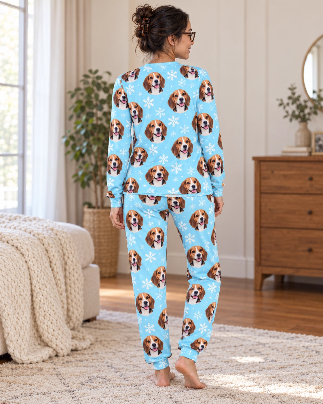 Matching Beagle Pajamas – Back View, Light Blue Snowflake | MyDogPics Back view of matching beagle pajamas: the print continues all the way round — MyDogPics