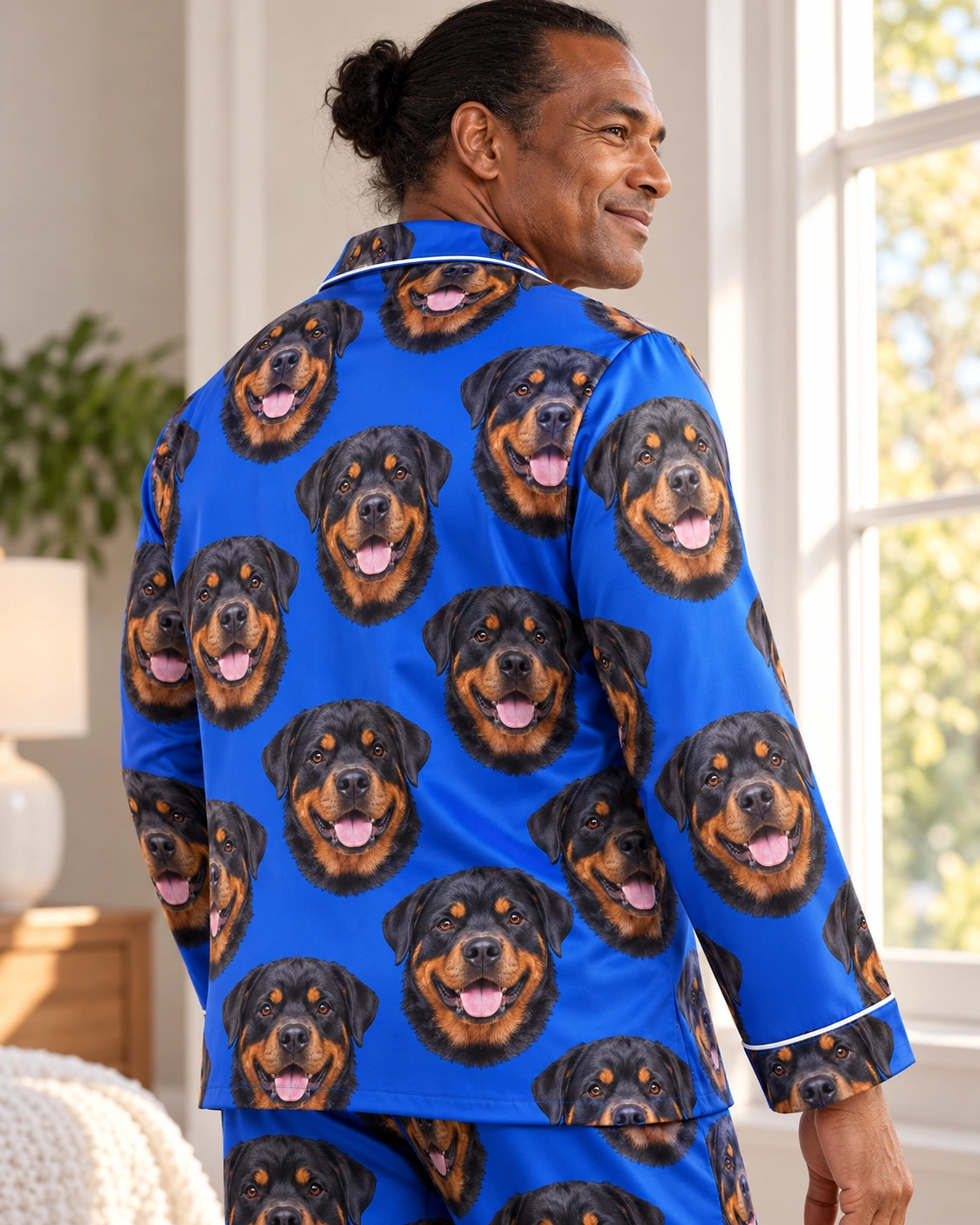 Rottweiler Pajamas for Men – Back View, Royal Blue | MyDogPics Back view of a rottweiler pajamas for men: the print continues all the way round — MyDogPics